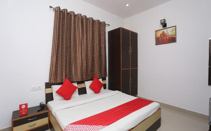 Flagship 19535 Hotel Taj Niwas