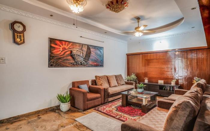 Mansion Bay Spacez Luxury Villa
