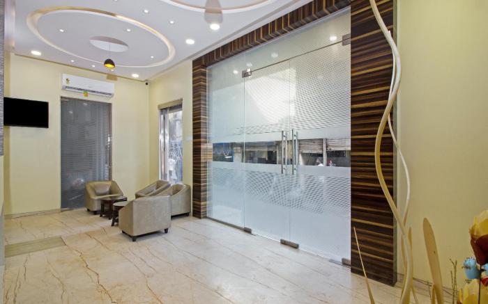 Capital O 9996 Hotel Arton Suites