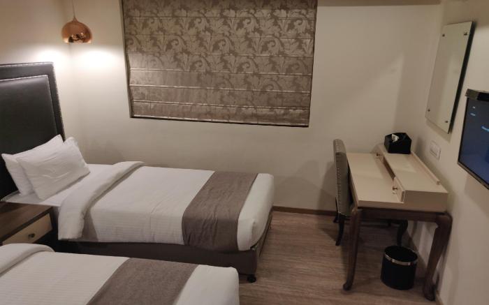 OYO 25040 Hotel Victoria