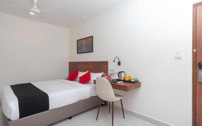 Capital O 18266 Hotel Arunaa Inn