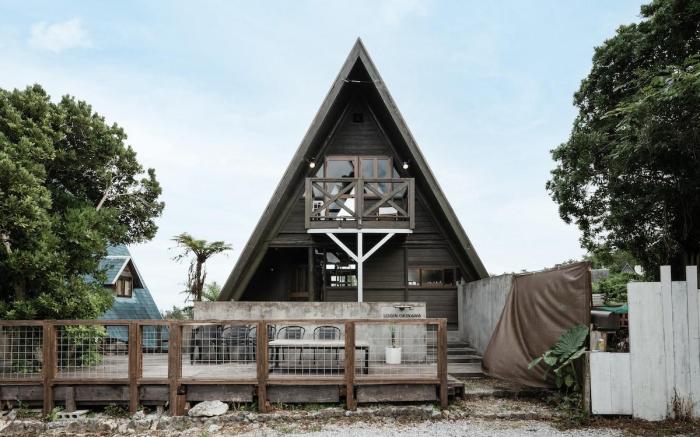 Log in Okinawa -wood-