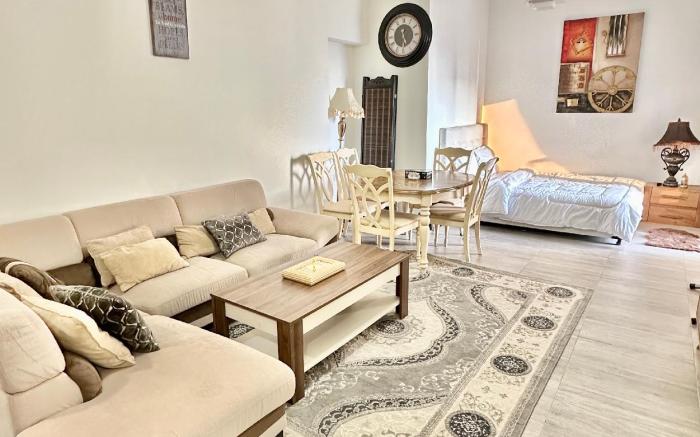 Entire 1-Bedroom Apartment in Sharjah Tower