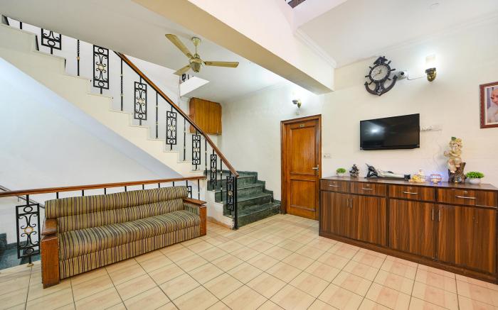 FabHotel Joy 35