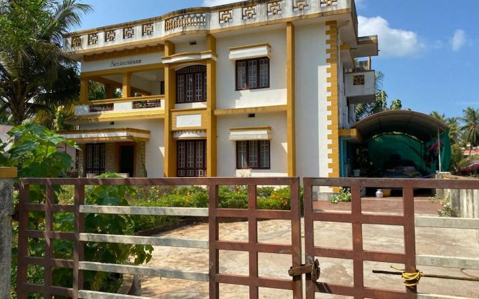 SKS HOMESTAY PREMIUM 2 BHK AC