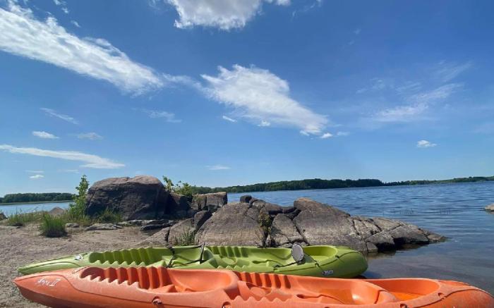 Stoco Lake Lodge
