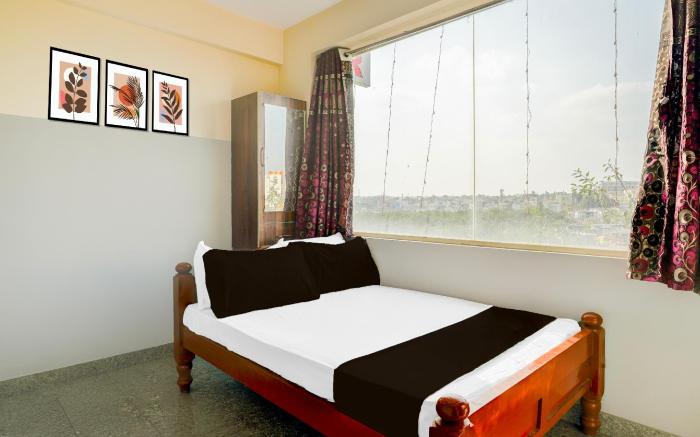 Hotel O G C Residency