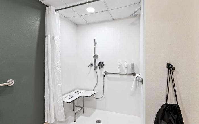 Spark by Hilton Bensalem Philadelphia