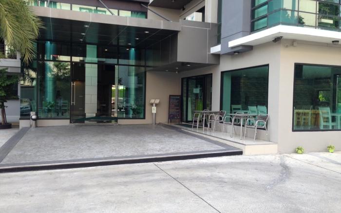 Ipremium Sukhumvit 81 Hotel