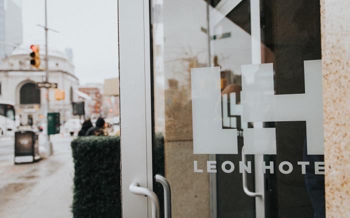 Leon Hotel