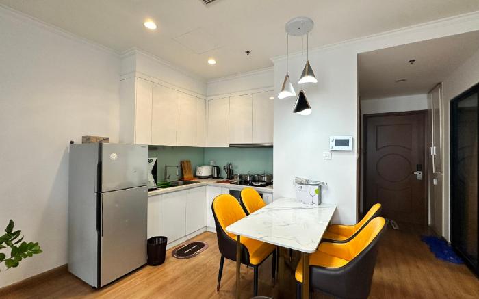 Luxe Paradise Lovely 2br in Vinhomes Royal city