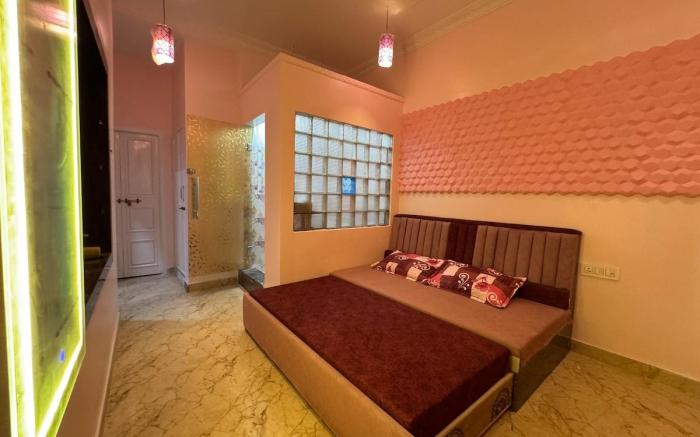 Shikary's Palace Home stay