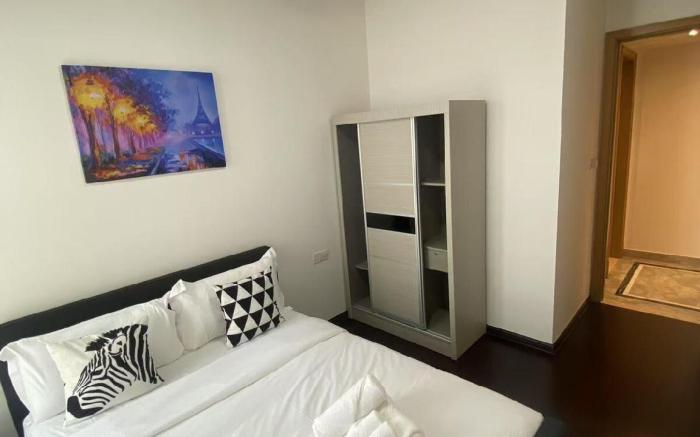 R&F Premium 2R2B Homestay By Wan Li