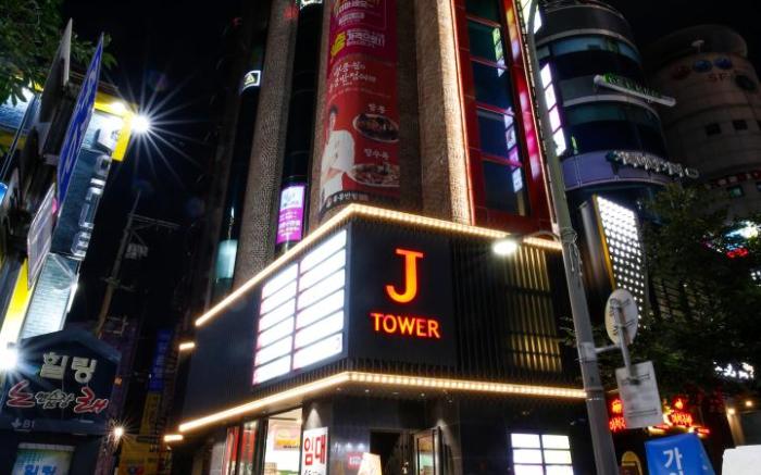 24 Guesthouse Sinchon Avenue