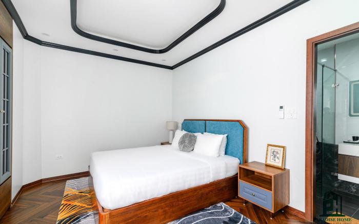 Luxury Indochine apartment near the lake