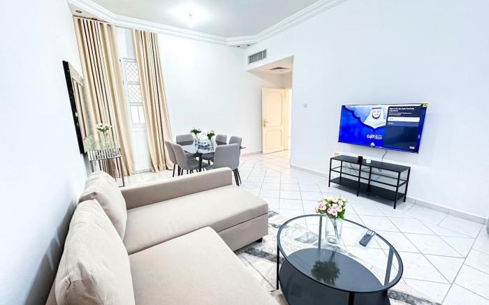 HARF22G01-02  Cozy 2BR Apt in AD