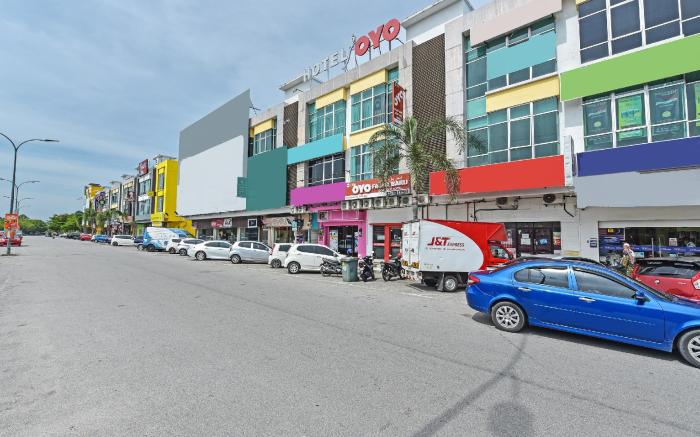SUPER OYO 768 Fajar Baru Boutique Hotel