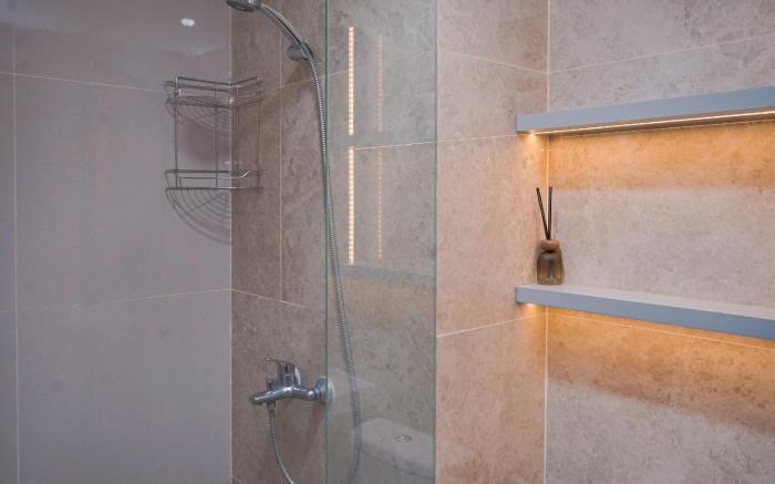 Modern Studio Apt at Transpark Bintaro By Travelio