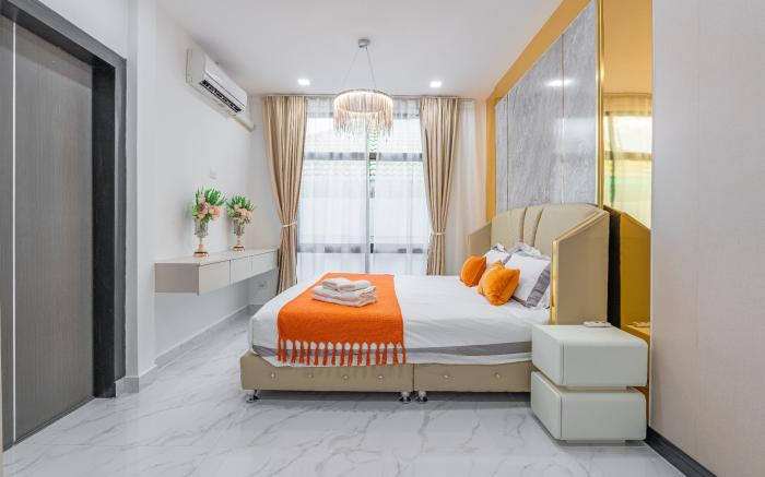 Luxury 3BR Private Pool Villa Near Walking Street Pattaya