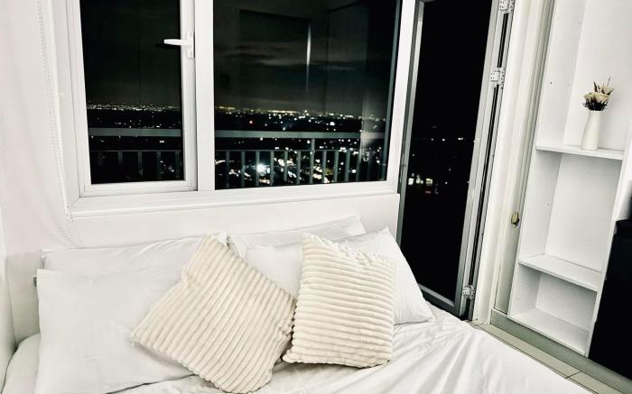 Melcky’s pad staycation