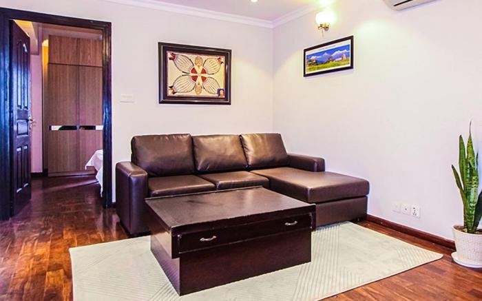 Retreat Service Apartment 