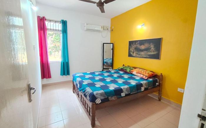 2BHK AC/Backup/wi-fi Near Candolim Beach - DA3