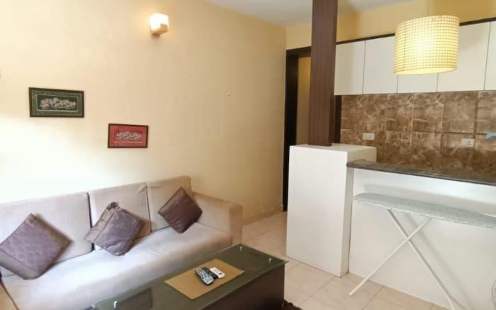 Lavish 1 Bedroom Apartment With Pool/Backup