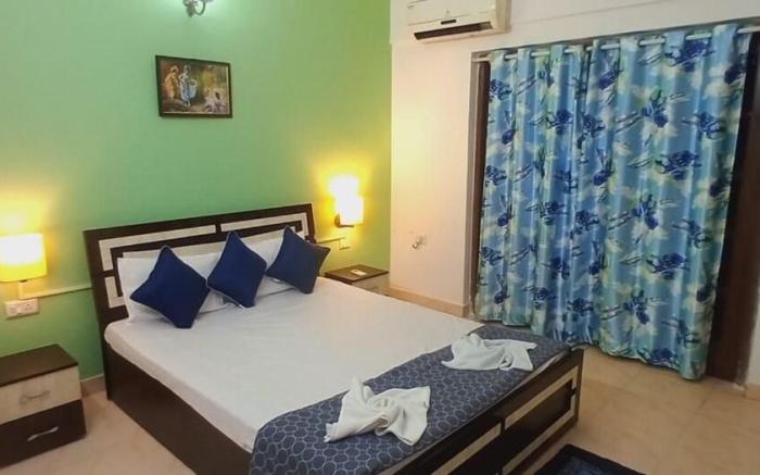1BHK-10 Pool View/AC/WiFi/Backup/Nr Candolim Beach