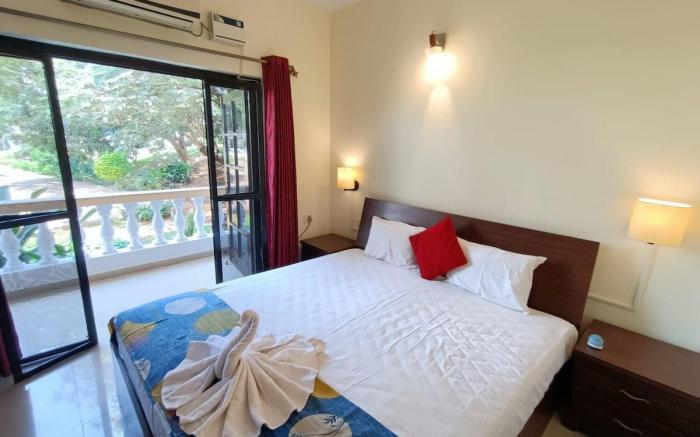 Lovely 1BHK-9 Near Candolim Beach Wi-Fi/AC/POOL