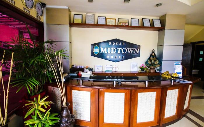 Roxas Midtown Hotel