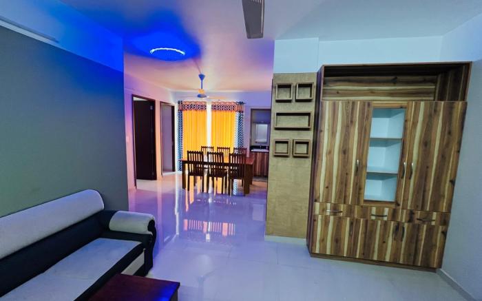 Luxe Oasis Palmgrove Oppo.Lulu Mall Trivandrum 