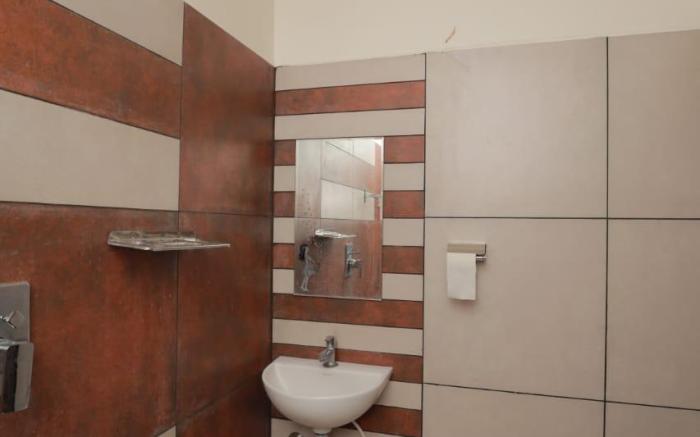 Lake N Hill Home stay