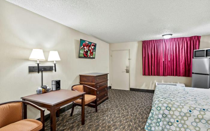 HomeTowne Studios Yuba City Bonanza – Marysville