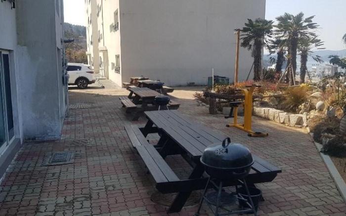 Geoje Aquarius 1st floor family suite