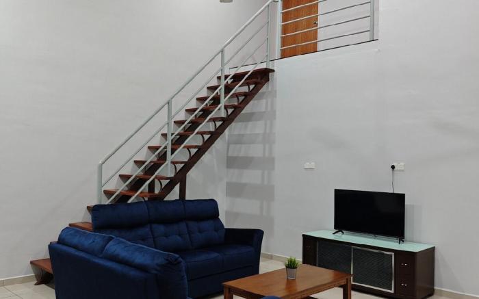 Pesta 70-P | BoonHoo Homestay