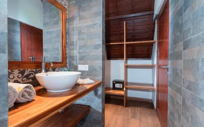 Tahoma Tanjung Lima Villas Labuan Bajo
