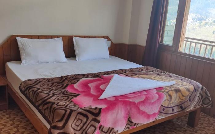 Roop Mountain Homestay