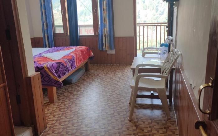 Roop Mountain Homestay
