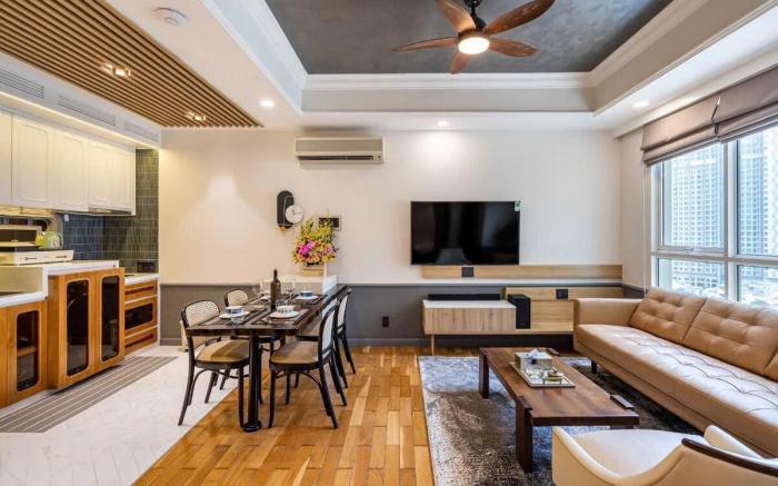 Classic Luxury condo &  swiming rooftop
