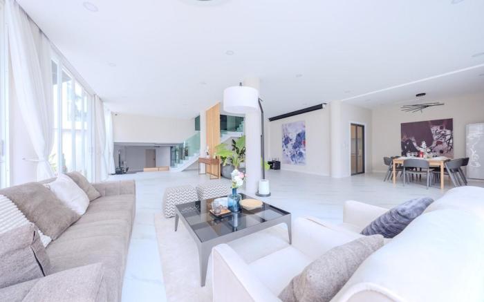 Pattaya sea house pool villa