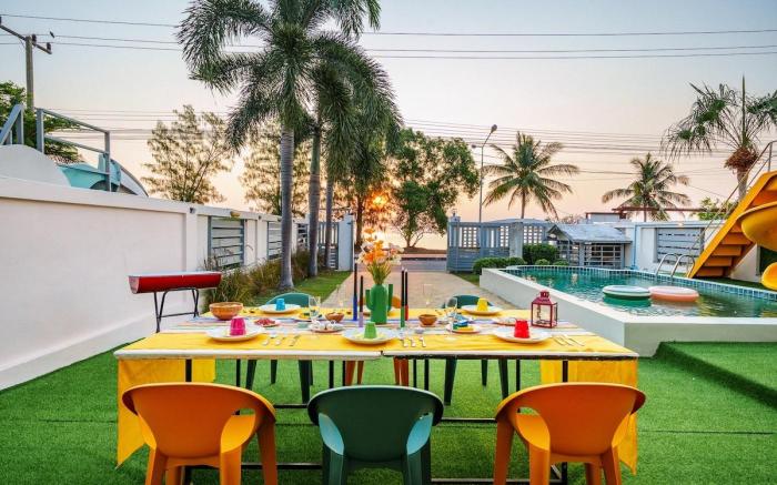 Scene stay pool villa ปราณบุรี บ้านพักติดทะเล 