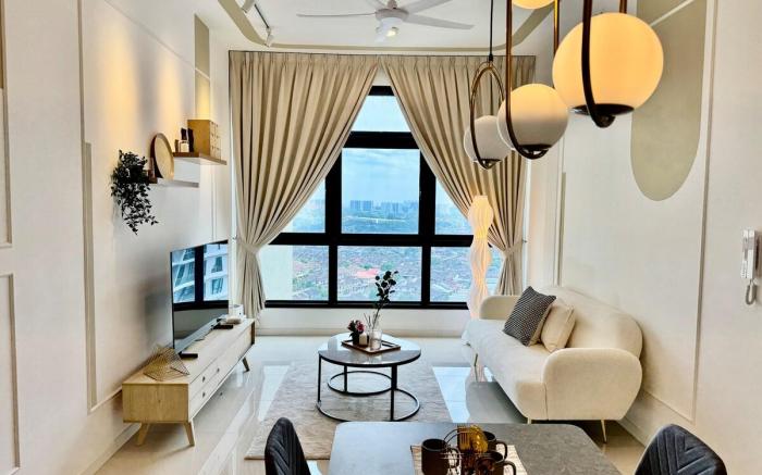 PR1603 3BR Paradigm Residence Above Paradigm Mall