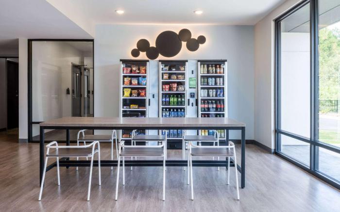 ECHO Suites Extended Stay by Wyndham Johnson City Medical CR