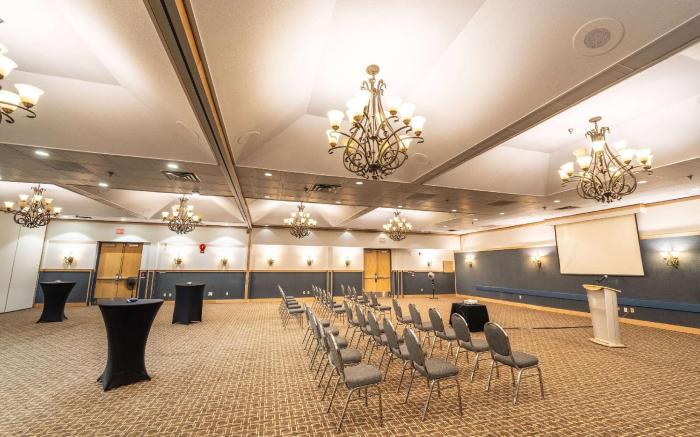 Sternwheeler Hotel & Conference Centre, Trademark by Wyndham