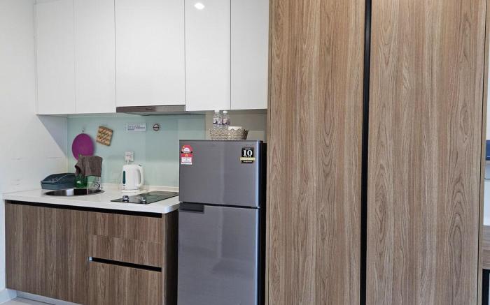 Cozy Suite 2 @Kozi Square near General Hospital