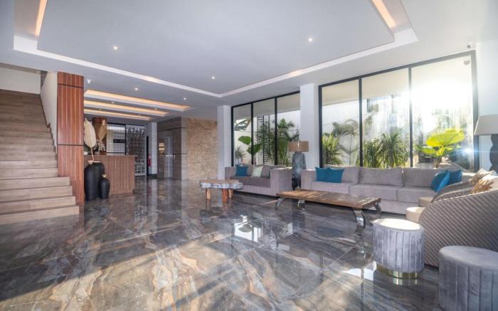 Octa Canggu Villa and Condotel