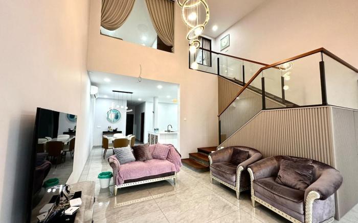3U Villa @UjongPasir [Landed]