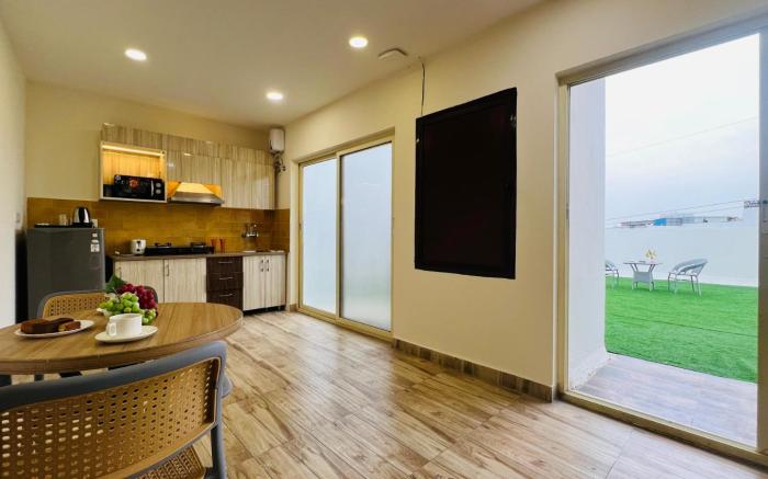 BluO 1BHK Suite @ Medicity - Bathtub, Kitchen Lift