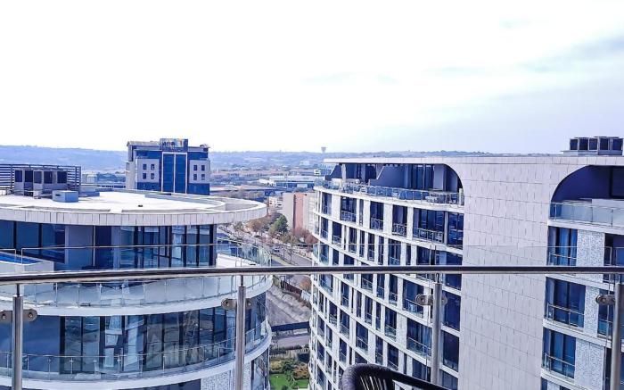 Ellipse Luxury  Two Bedroom Apartment