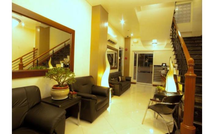 Collection O Avitel Hotel near Osmena Highway, PNR Pasay Station, Metro Manila
